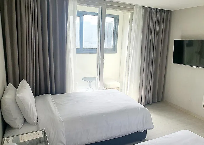 Hotel Shiftdoor Hari *