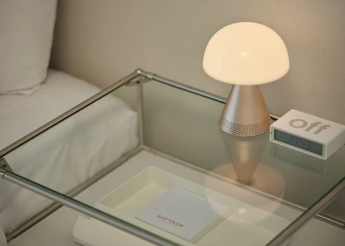 Hotel Shiftdoor Hari *